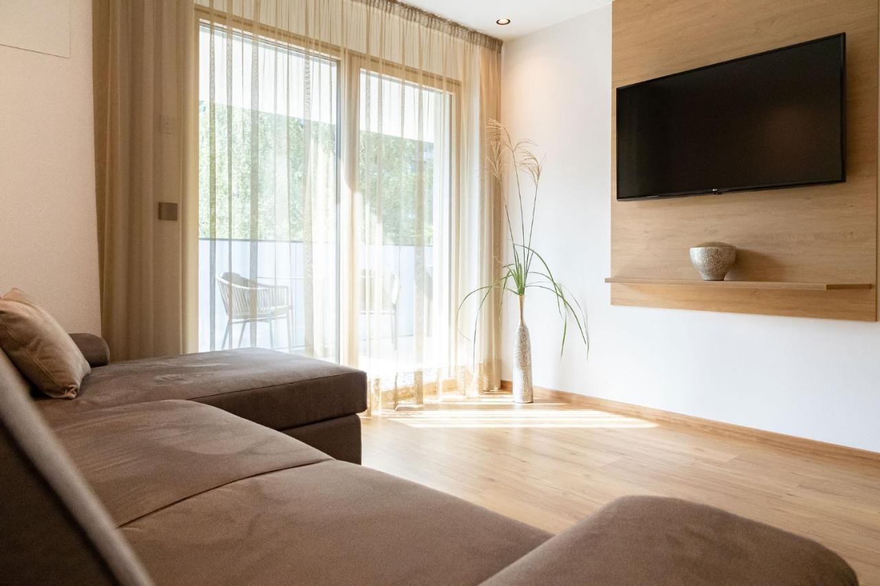 Nice Living Neue- Moderne Apartments Im Herzen Von Brixen - Kostenlose Brixencard - Ideal Fuer Familien, Paare, Geschaeftsreisende Und Allen Urlaubs Hungrigen Exterior foto